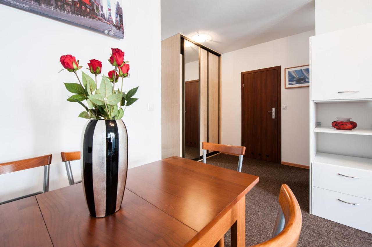 Ferienwohnung Super Apart Banderii 4 Warschau Exterior foto